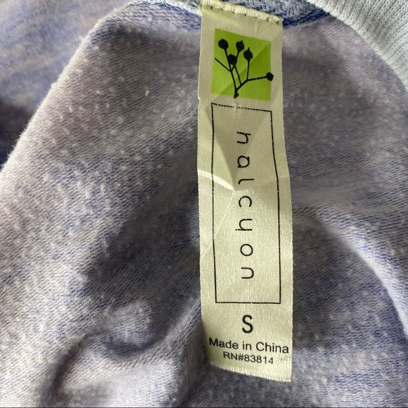 Halcyon Vintage Wash blue Crew Neck Sweatshirt, S - Picture 9 of 10